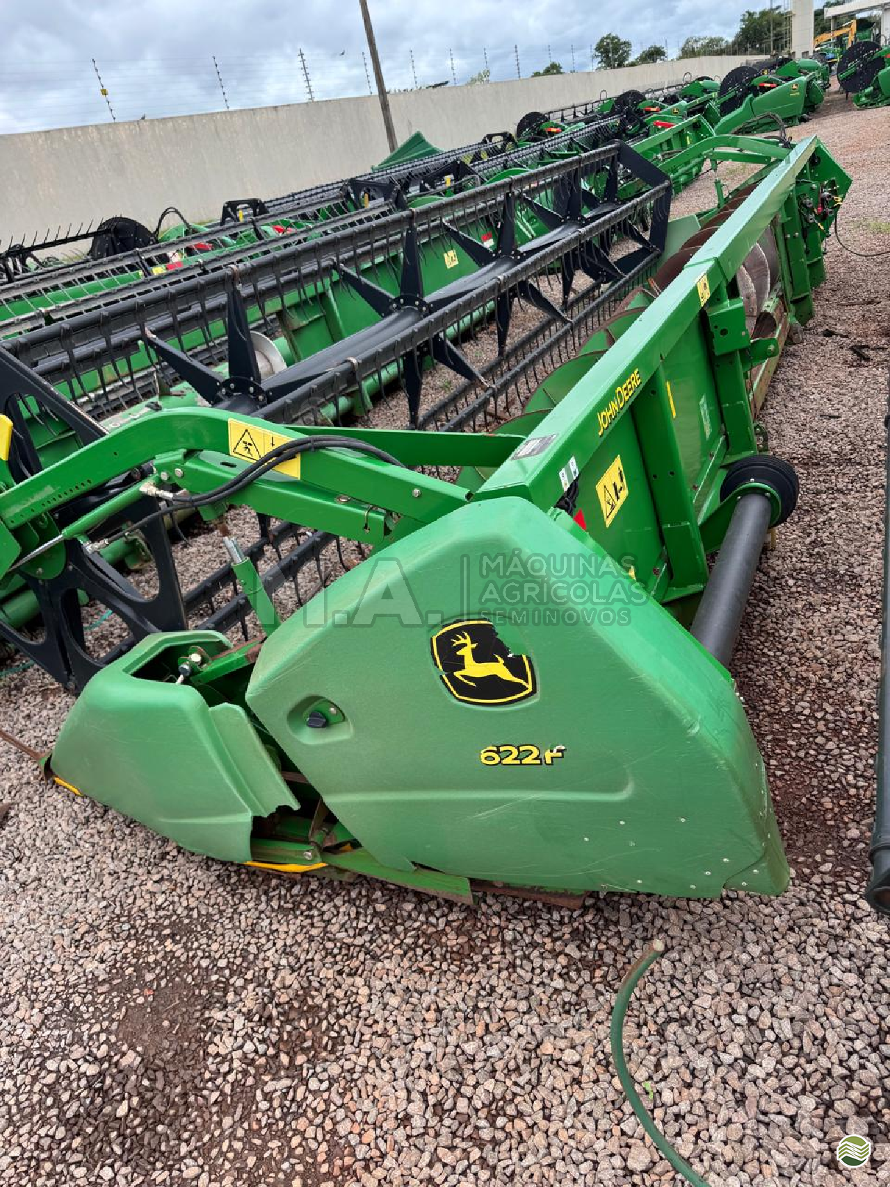 PLATAFORMA COLHEITADEIRA JOHN DEERE JOHN DEERE 622F M.A. Máquinas Agrícolas - Campo Mourão CAMPO MOURAO PARANÁ PR
